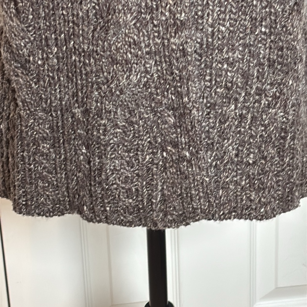 Alexandra Bartlett Sweater - Picture 4 of 10